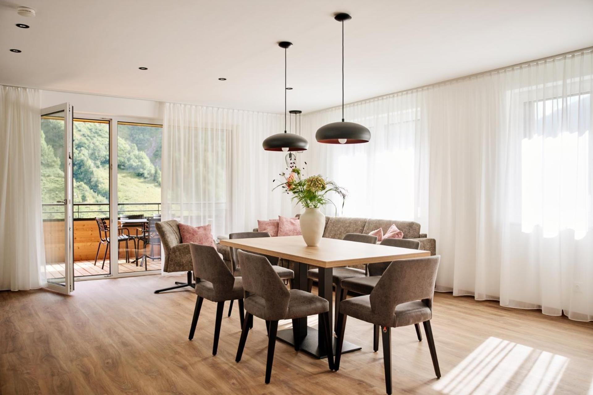 Alpenstolz Damuels Haus 4 - Stilvoll Urlauben In Den Bergen Apartment Exterior foto