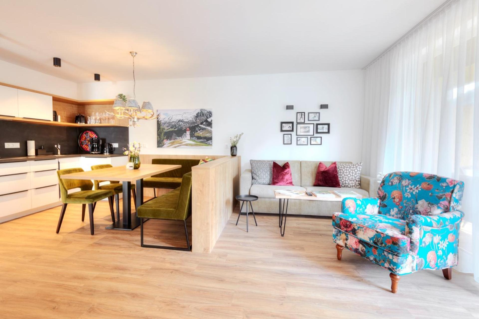 Alpenstolz Damuels Haus 4 - Stilvoll Urlauben In Den Bergen Apartment Exterior foto