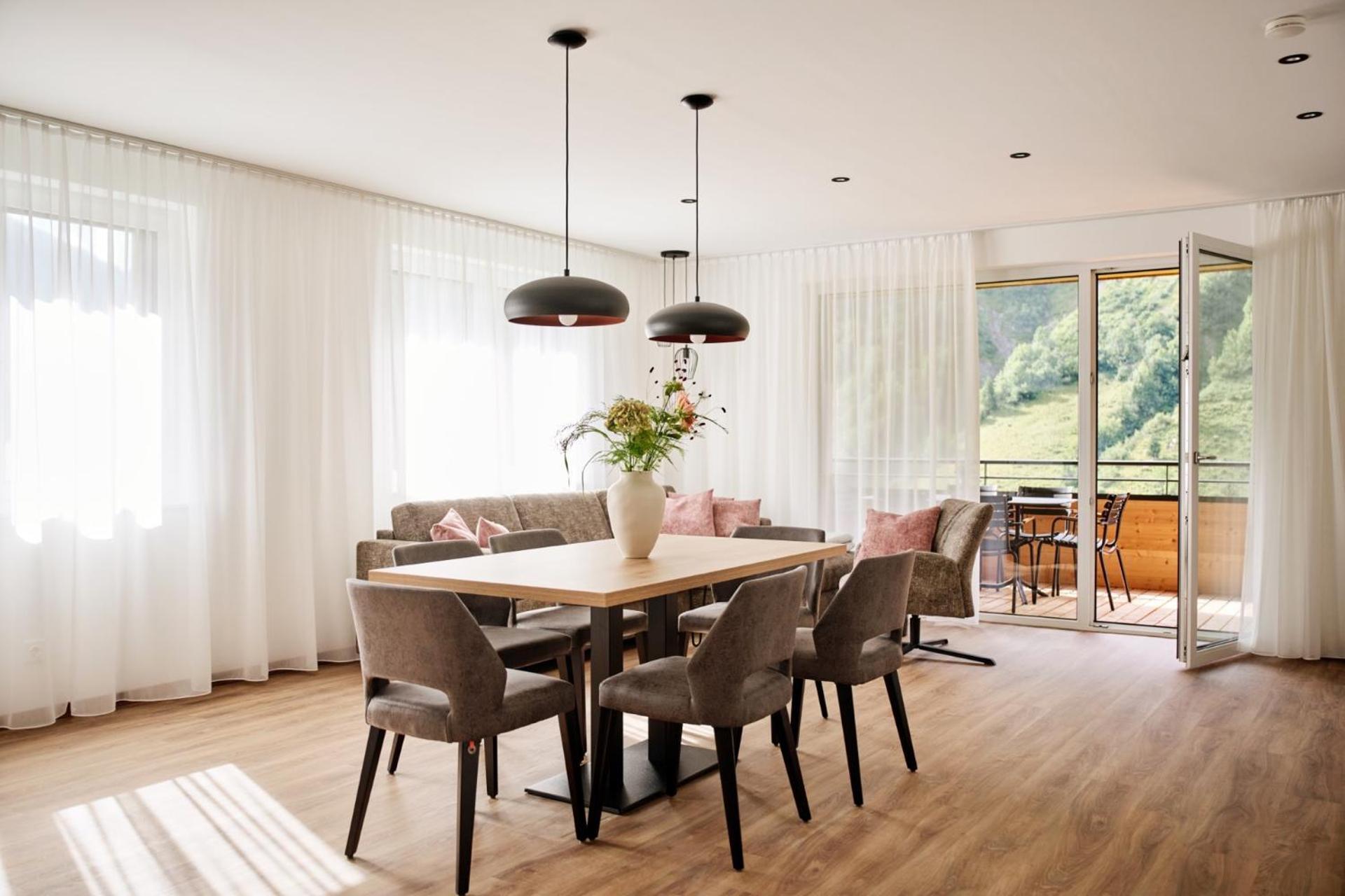 Alpenstolz Damuels Haus 4 - Stilvoll Urlauben In Den Bergen Apartment Exterior foto