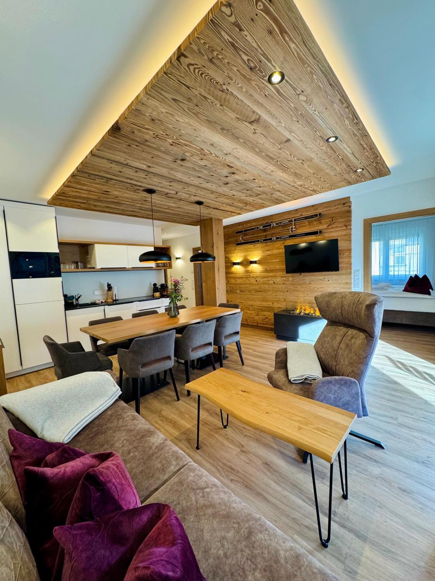 Alpenstolz Damuels Haus 4 - Stilvoll Urlauben In Den Bergen Apartment Exterior foto